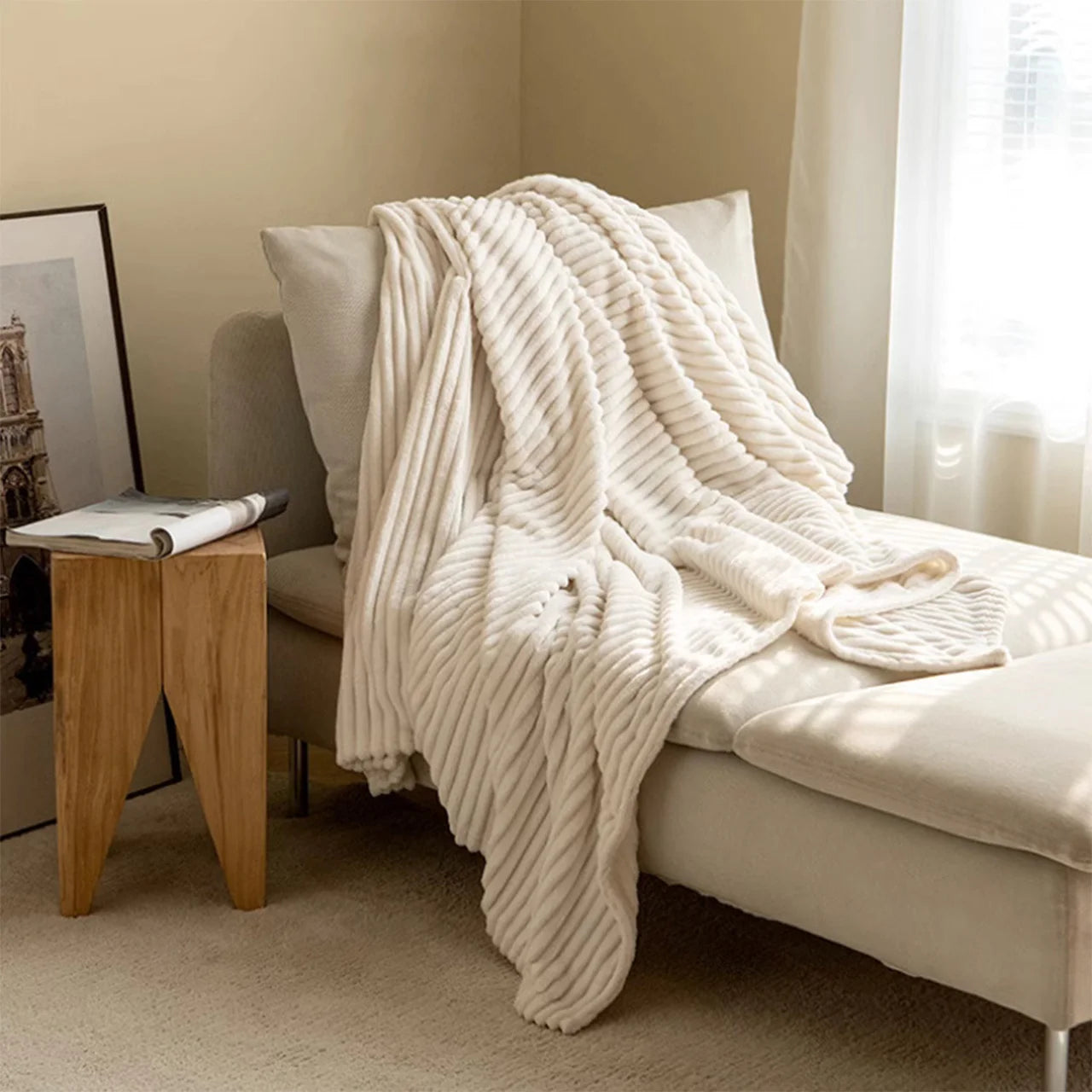 1 Pc Gentlesoft White Throw Blanket for Couch - Cozy Blanket for Women, Cute Fleece Throw for Girls, Christmas Birthday Gifts